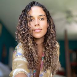 Julie Rouzier Mevs Clubhouse