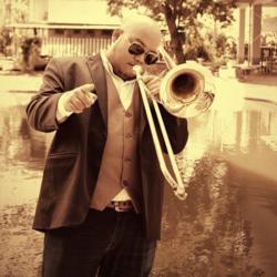 Rungtrombone Rungtrombone Clubhouse
