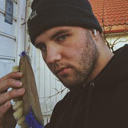 Sander Bringaker Clubhouse