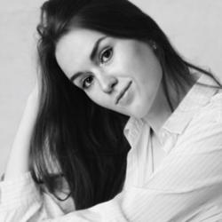 Julia Marushkina Clubhouse