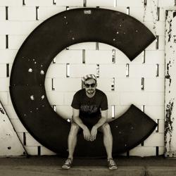 Clubhouse profile picture for @whomever