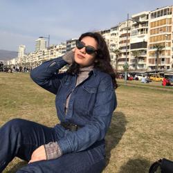 İlayda Akın Clubhouse