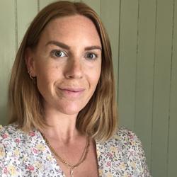 Kine Heide Larsen Clubhouse