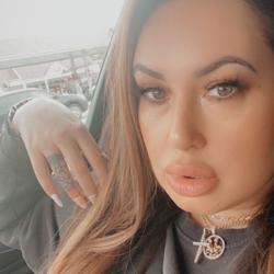 Autumn Valeri Clubhouse