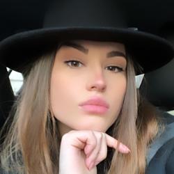 Paula Andreea Clubhouse