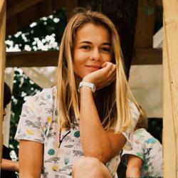 Diana Smotrova Clubhouse