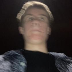 Clubhouse profile picture for @buzzed