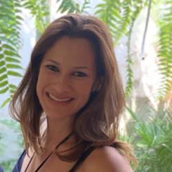 Carolina Valim Clubhouse