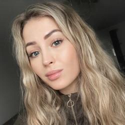 Dasha Delice Clubhouse