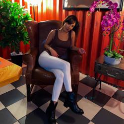 Jasmine Bizzle Clubhouse