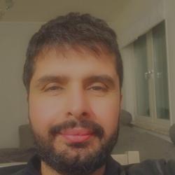 Clubhouse profile picture for @akinci