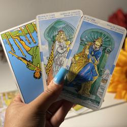 Healing Vibrations Tarot Clubhouse