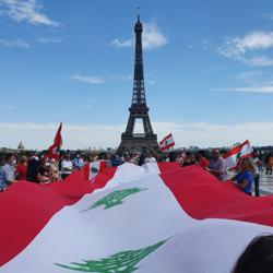 لبنان بالقلب اولاً و آخرا Clubhouse