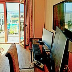 Remote Workers Hellas Clubhouse